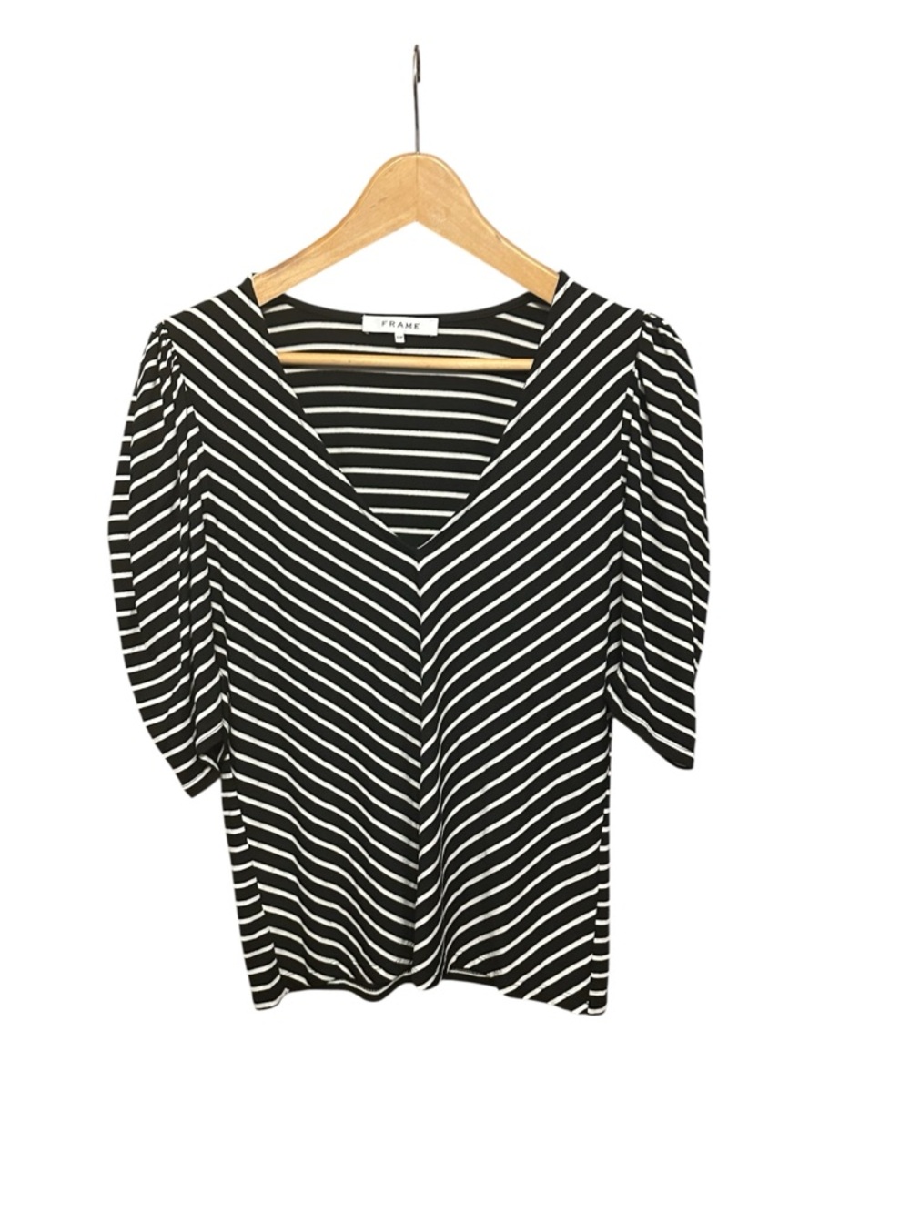 NWOT FRAME Top Shirred Chevron Striped Blouse Minimalist Puff Sleeve Viscose SM